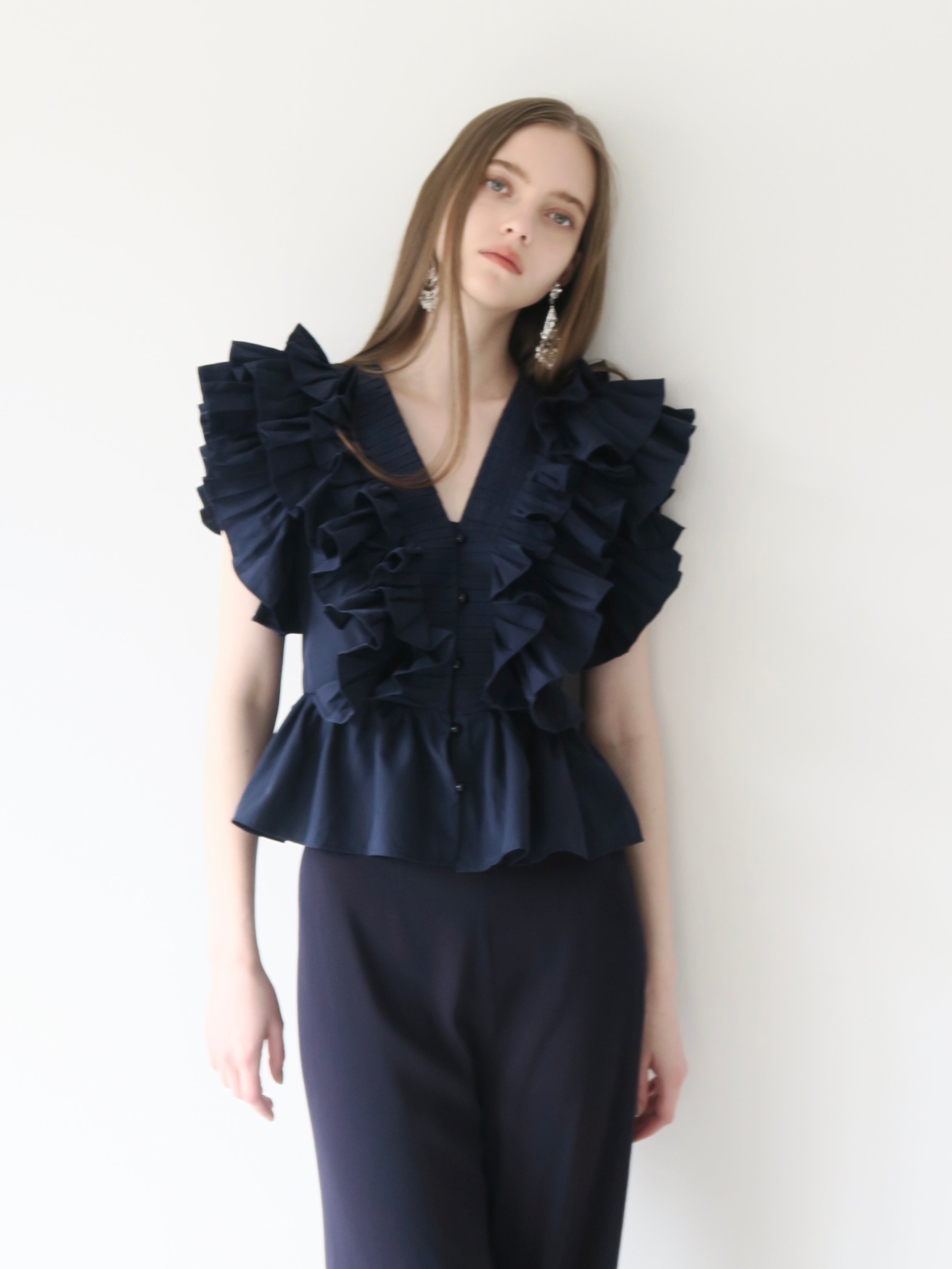 AMMOMA 黒 フリル付き トップス Sawa a la mode レディース トップス ブラウス シャツ 黒