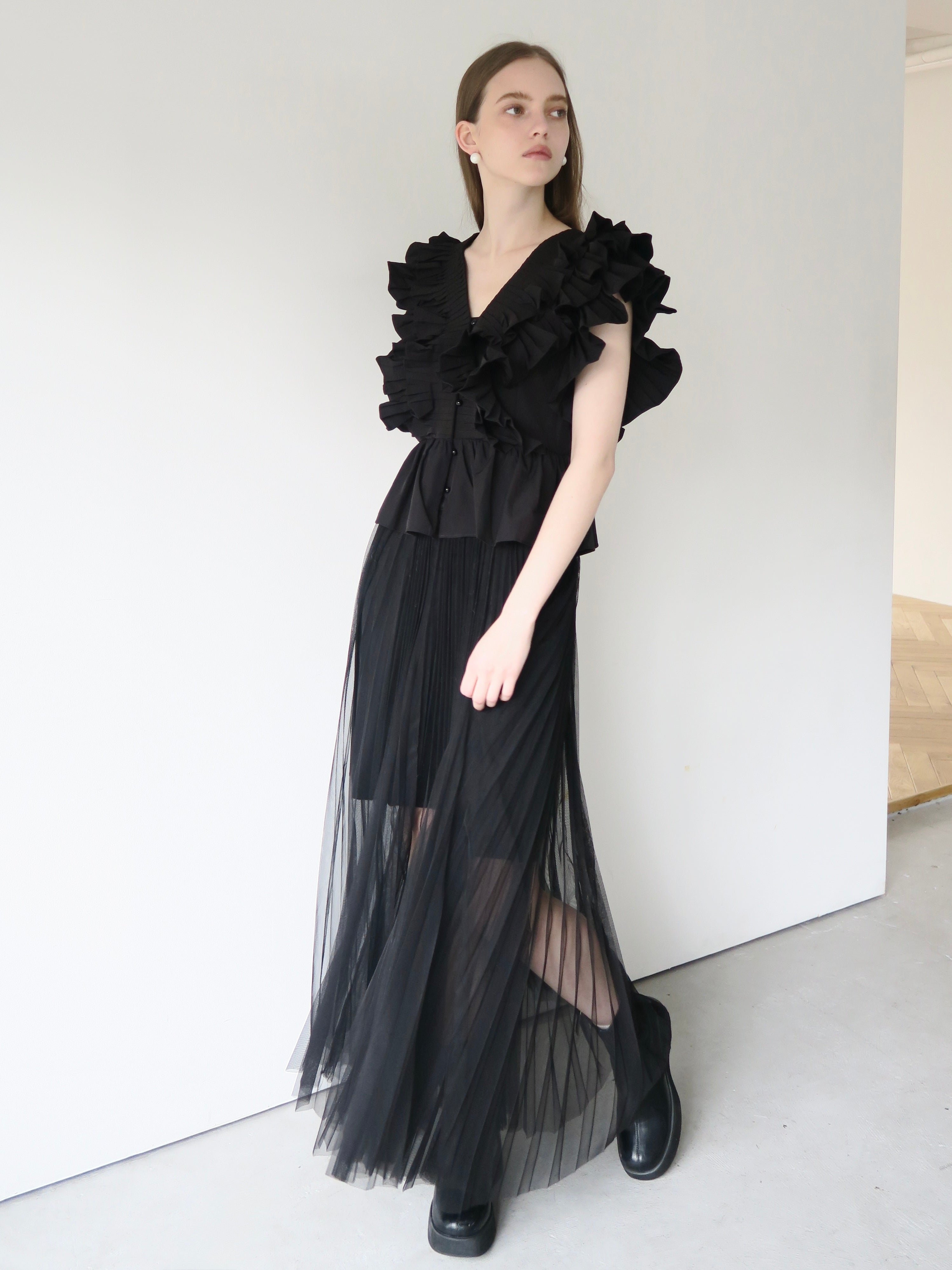 raffle frill tops（black） – AMOMMA