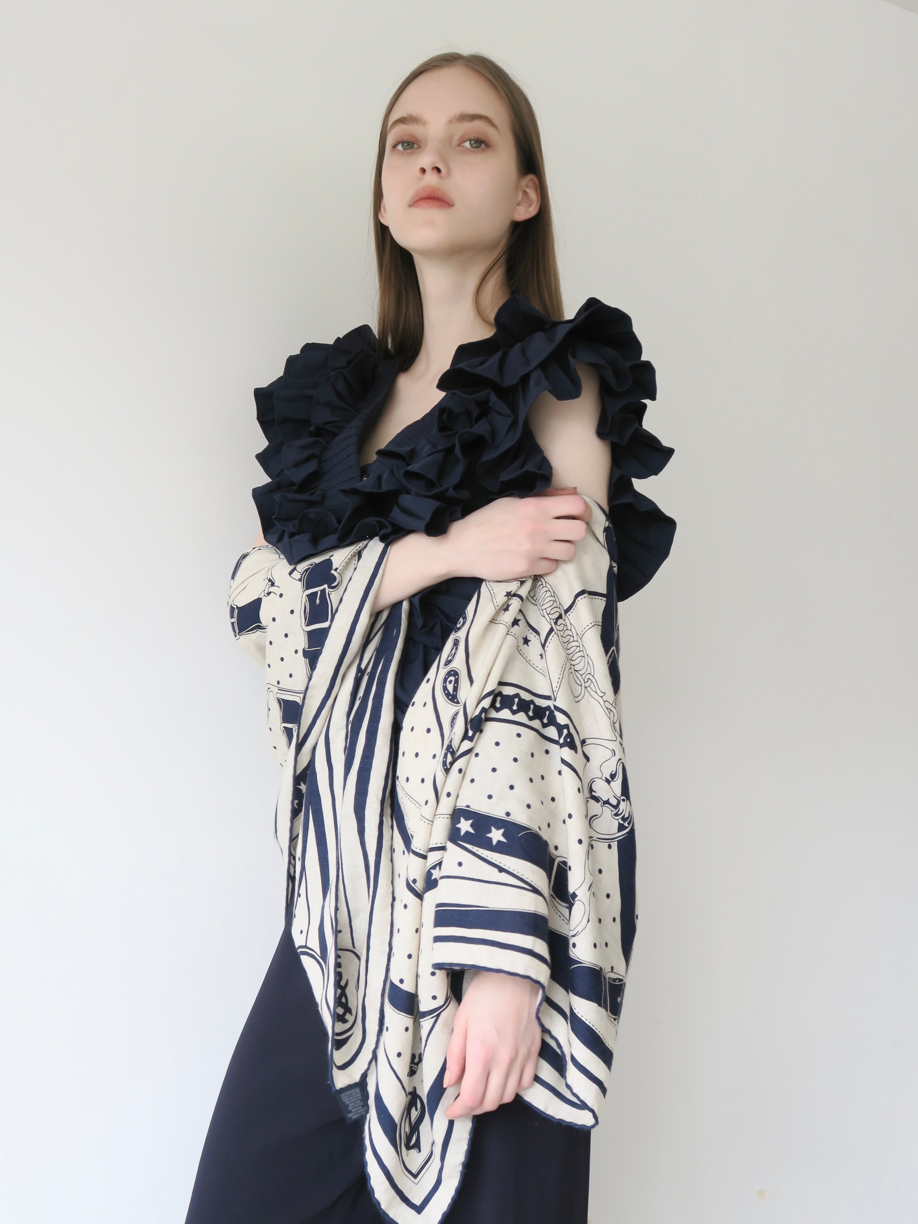 トップス AMOMMA RAFFLE FRILL TOPS サンプルセール / raffle frill tops (ivory) – AMOMMA