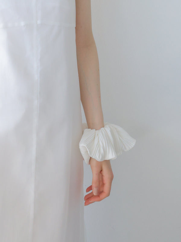 pleats volume scrunch