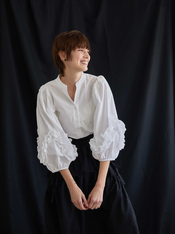 FRILL PUFF BLOUSE