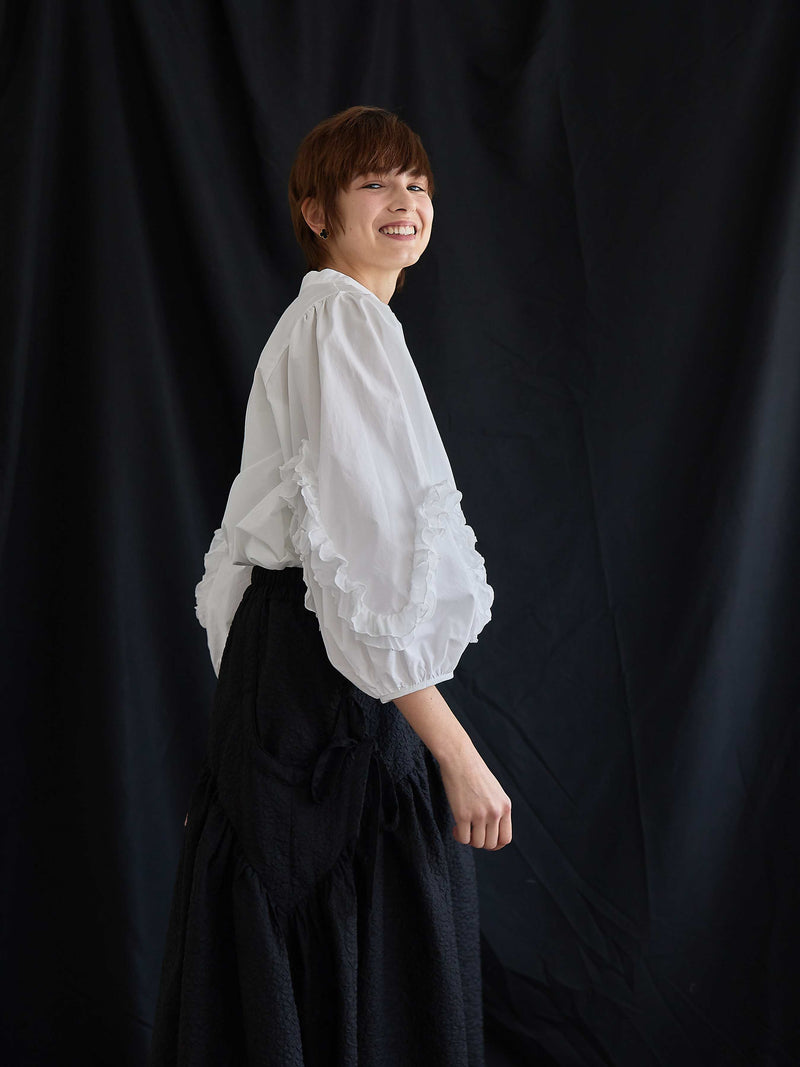FRILL PUFF BLOUSE