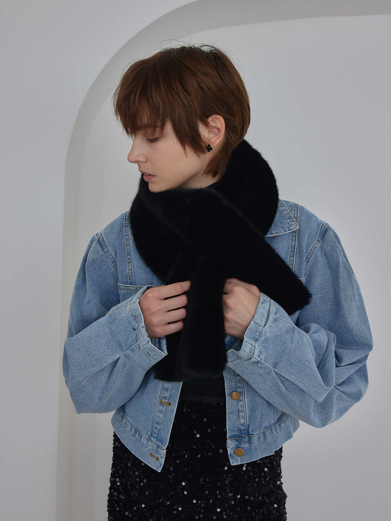 FLUFFY ECO FUR TIPPET