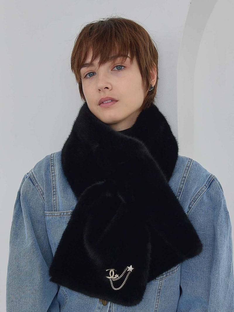 FLUFFY ECO FUR TIPPET