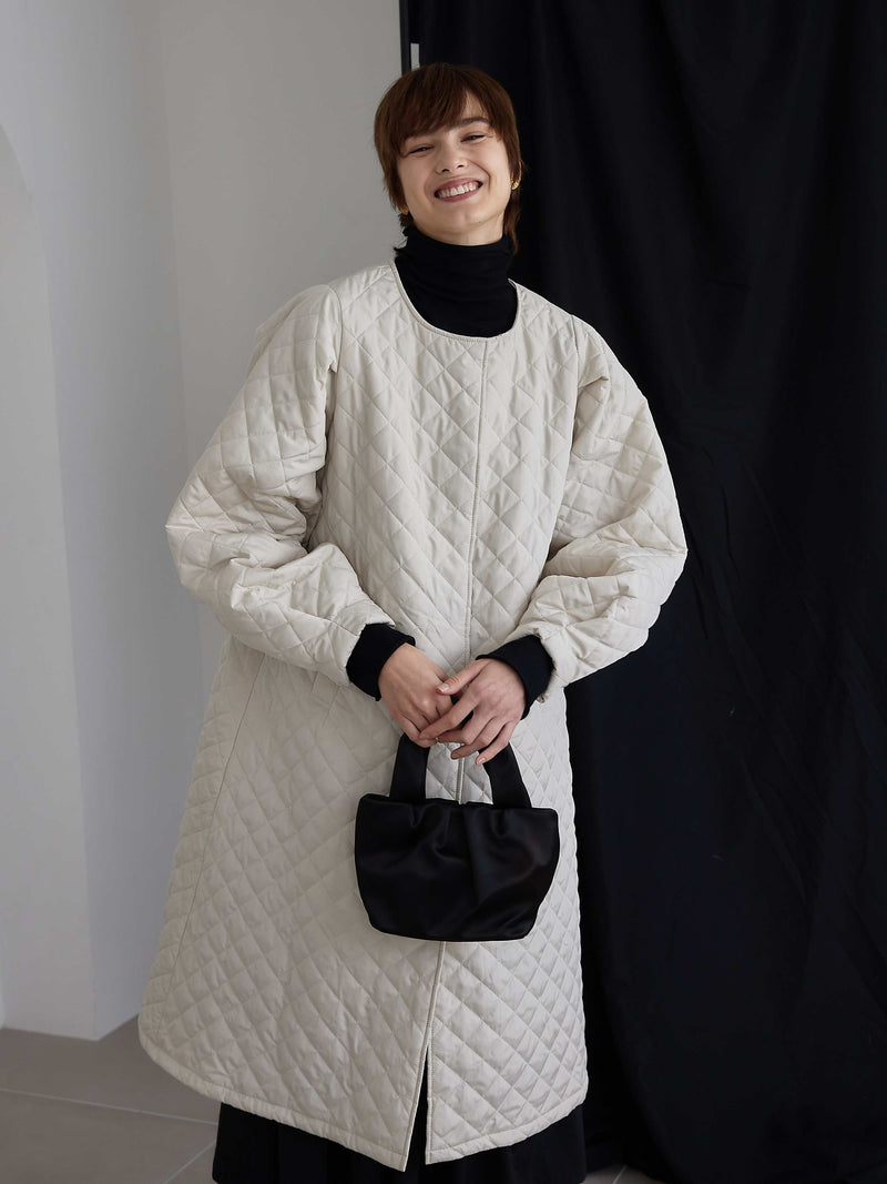 QUILTING FRILL COLLAR COAT