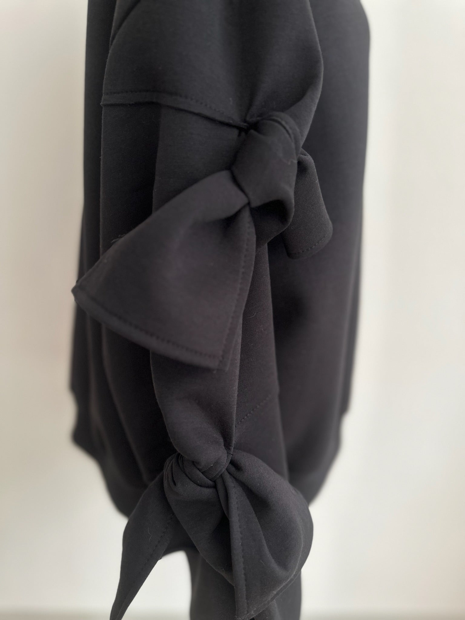 ribbon sleeve sweat – AMOMMA