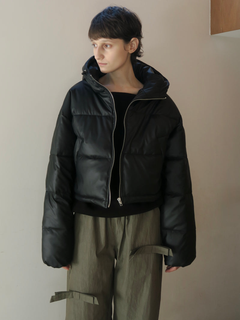 VOLUME HOODIE SHORT DOWN JACKET