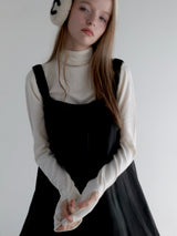 THUMBHOLE TURTLE NECK KNIT