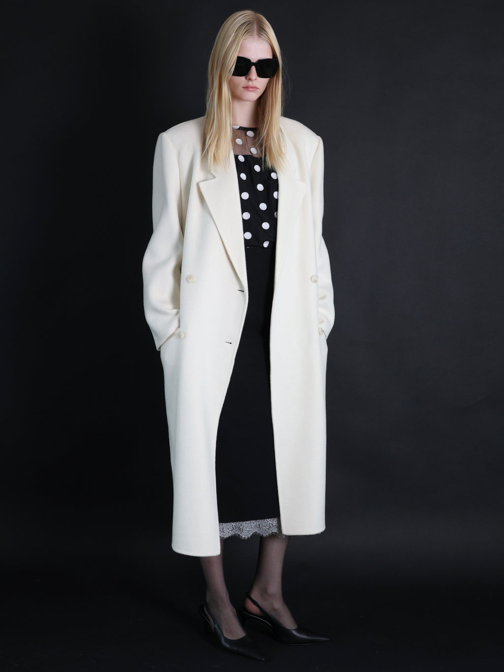 CASHMERE PADDED LONG COAT – AMOMMA