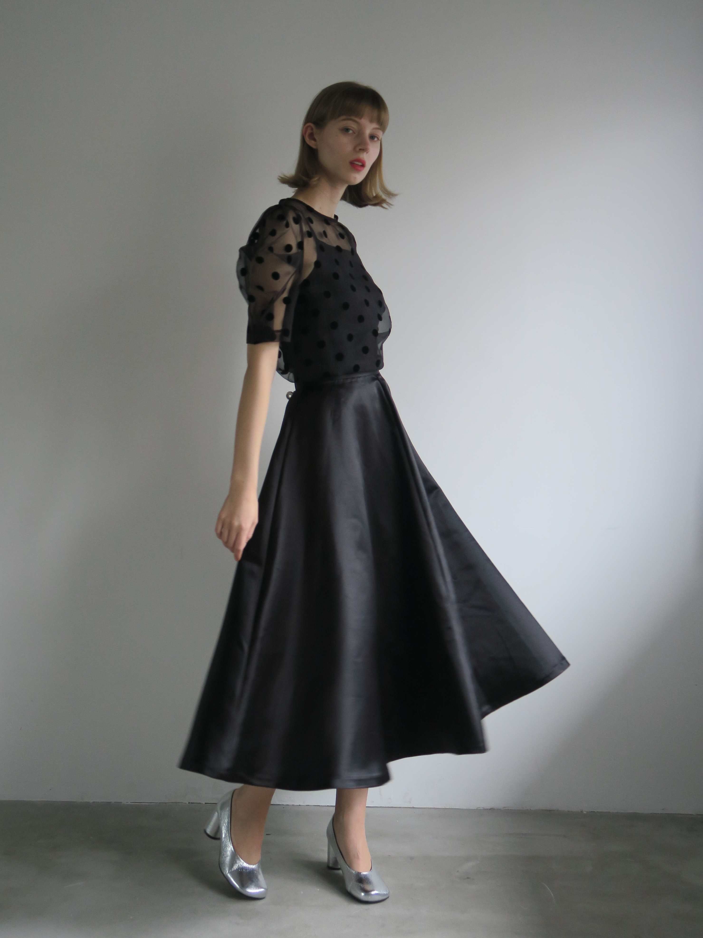 sheer puff shoulder dot blouse – AMOMMA
