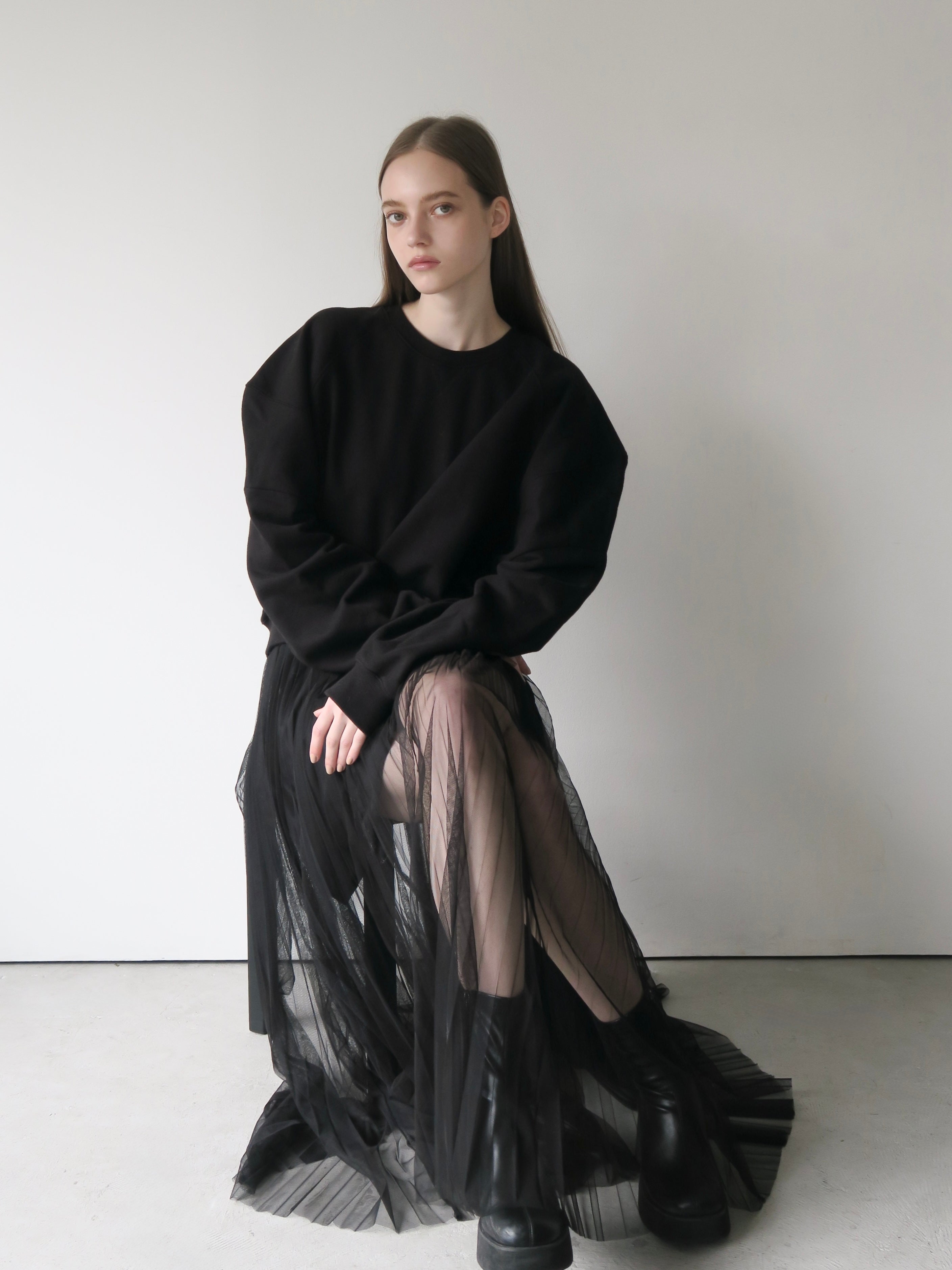 AMOMMA アモマ　PUFF SLEEVE SWEAT (BLACK) puff sleeve sweat (black) – AMOMMA