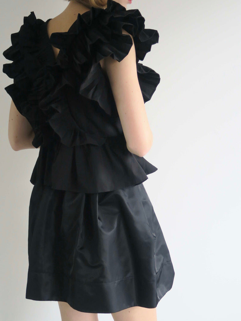 【阪急うめだ本店 POP UP】RAFFLE FRILL TOPS（BLACK）