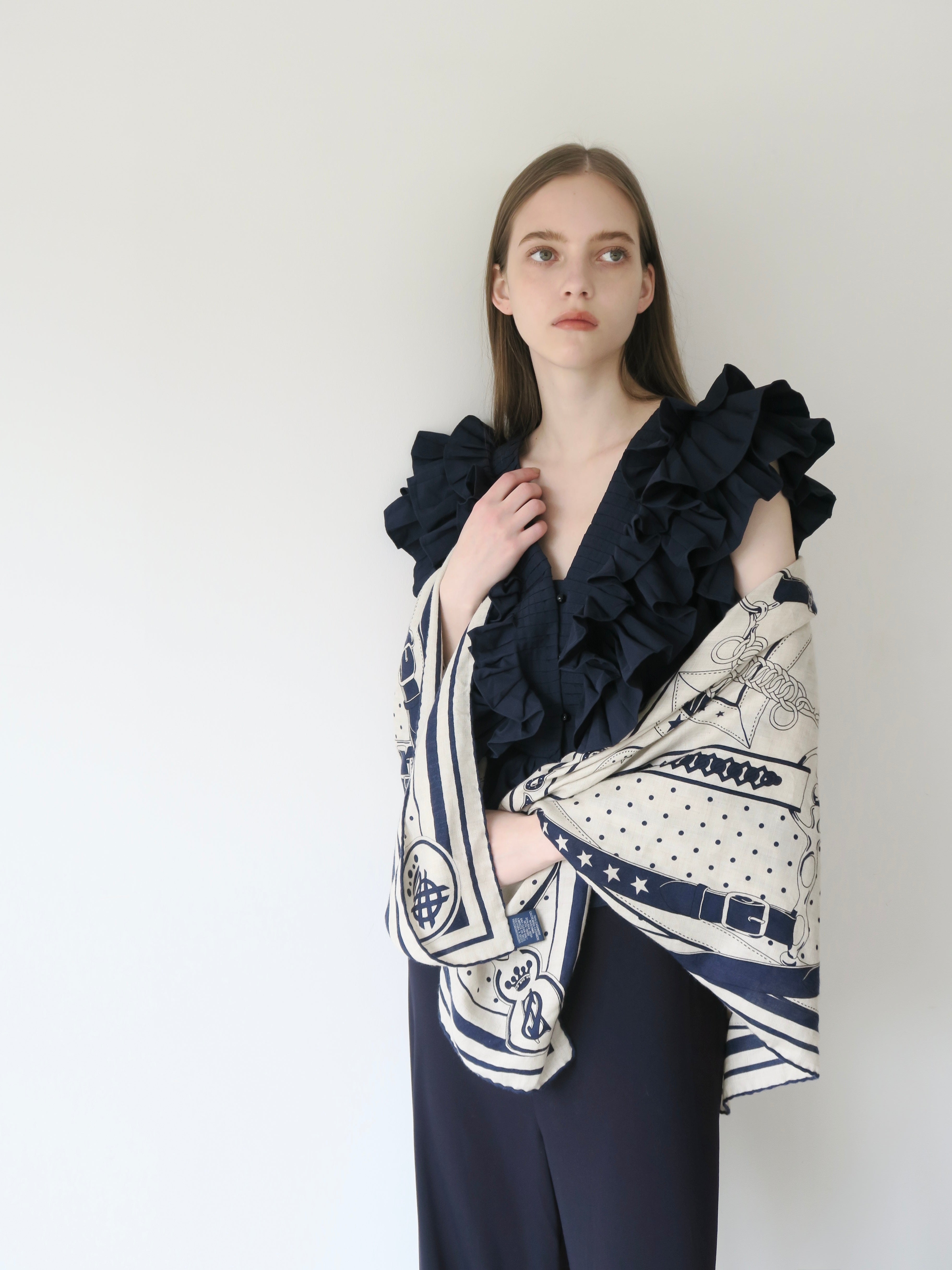 AMOMMA ネイビーフリルシャツ AMOMMA ネイビーフリルシャツ AMOMMA ネイビーフリルシャツ