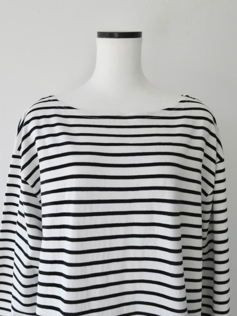border loose fit pullover
