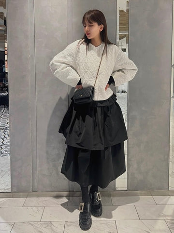 VOLUME UP FLARE SKIRT(BLACK) – AMOMMA