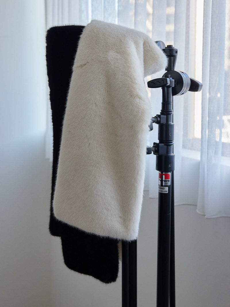 FLUFFY ECO FUR TIPPET