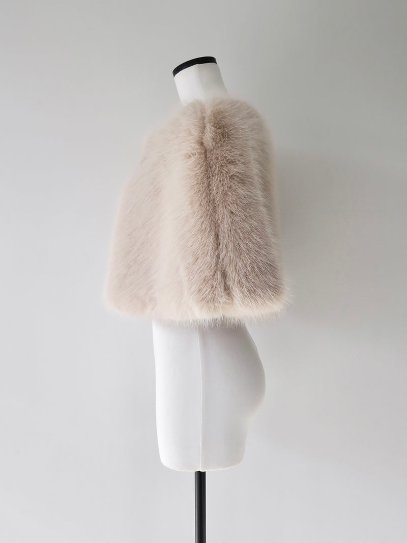 【伊勢丹新宿店先行発売】LAUREN FAUX FUR CAPE