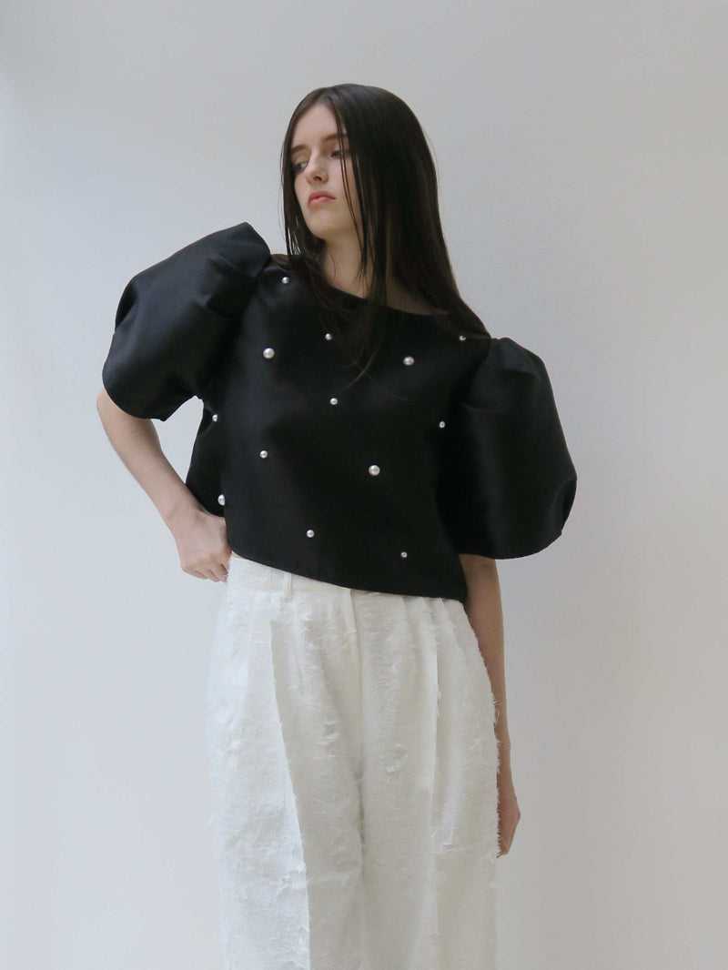 【阪急うめだ本店 POP UP】PEARL PUFF SLEEVE BLOUSE (BLACK)