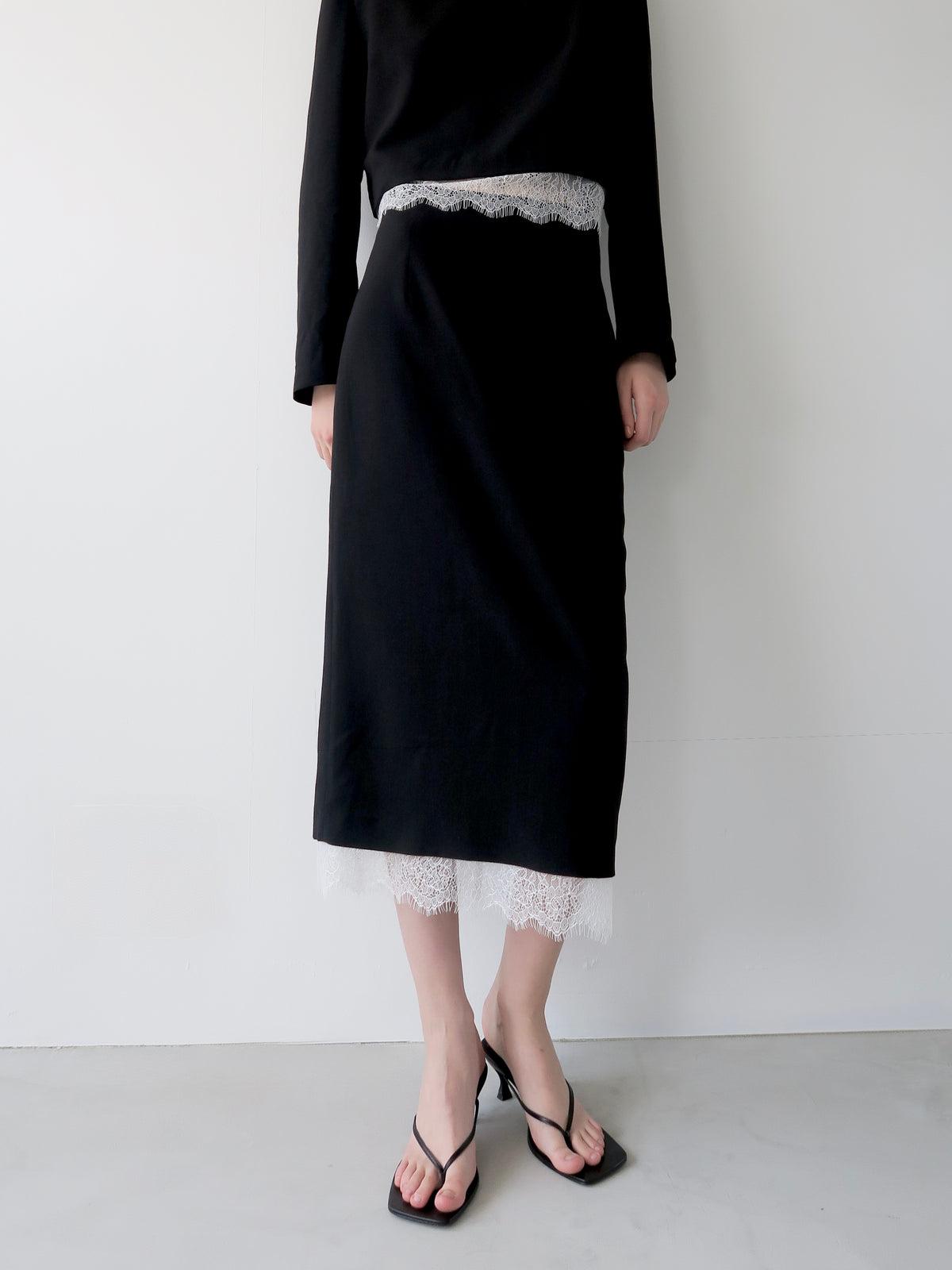 【❣️SALE中❣️】AMOMENT スカート　2022ss SILKY MIDI SKIRT-シルキーミディスカート-AMOMENTO（ア