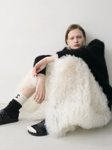 wool puff shoulder knit