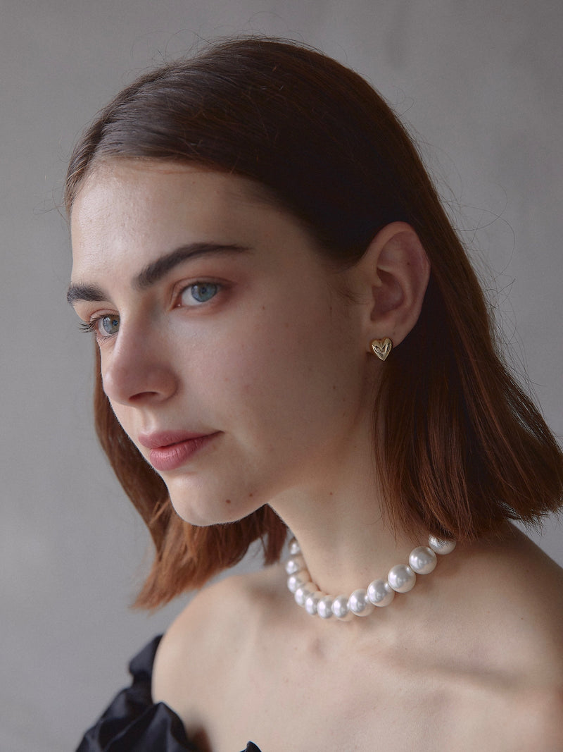 BIG PEARL NECKLESS