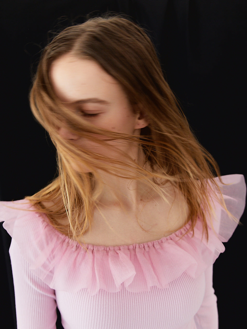 TULLE SHOULDER TOPS – AMOMMA