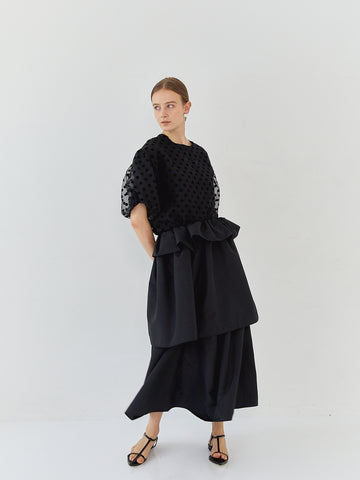 VOLUME UP FLARE SKIRT(BLACK) – AMOMMA 